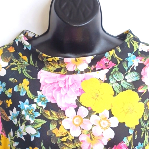 7th Avenue Design Studio Top Women Med, Floral Sleeveless Blouse Zip Closure - Picture 2 of 8